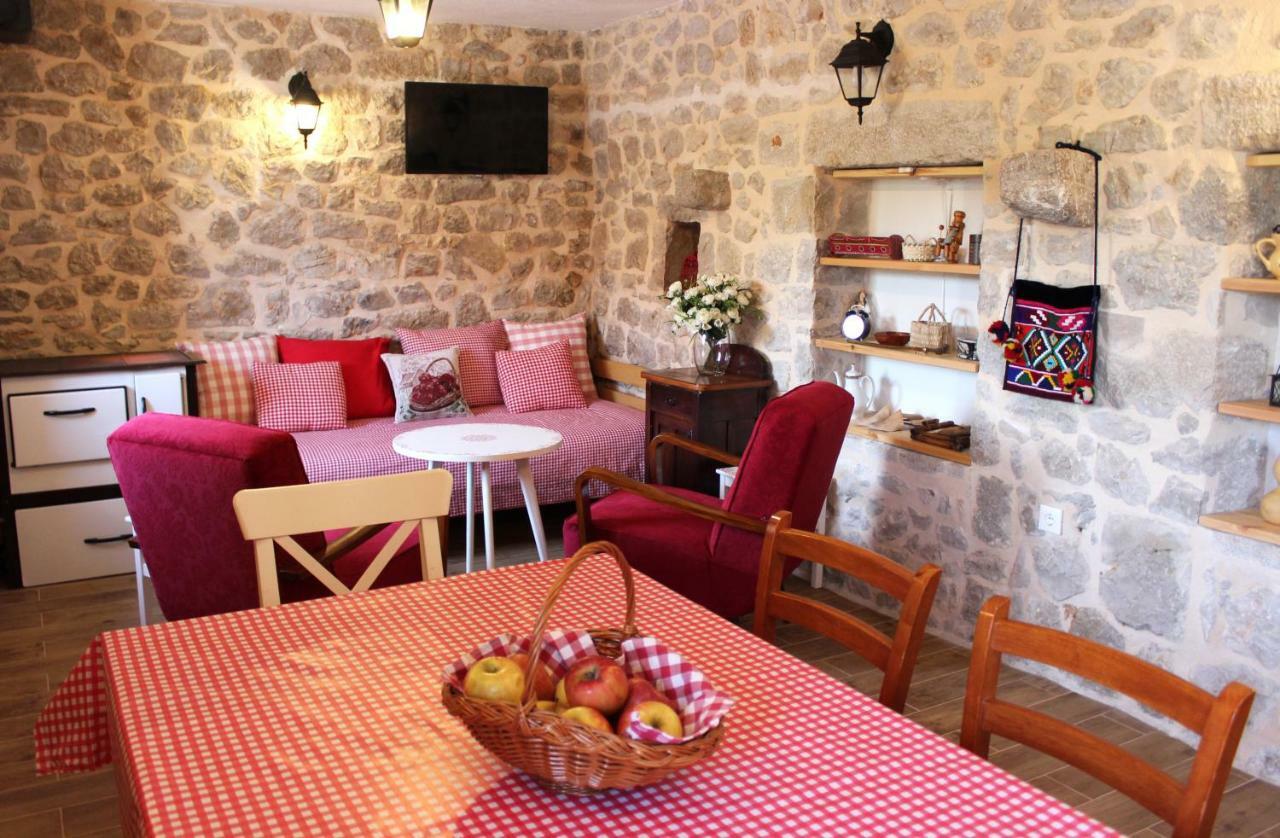 Stone cottage Aria Velika Čista Esterno foto
