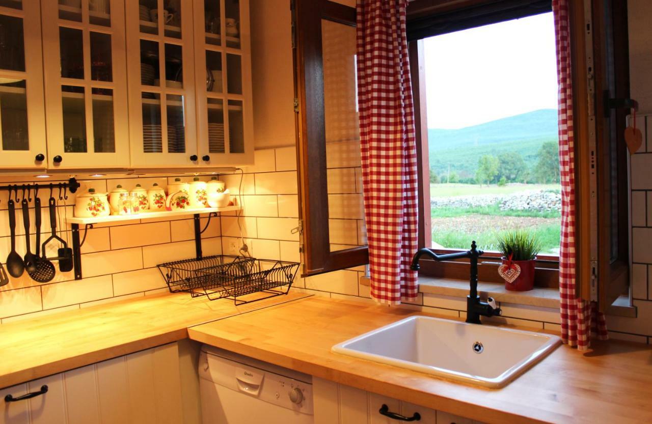 Stone cottage Aria Velika Čista Esterno foto